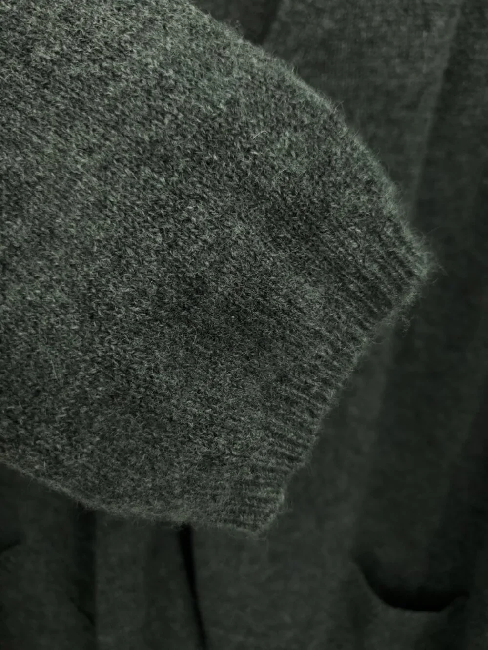 Sutton Studio Dark Gray 100% Cashmere V-Neck Cardigan Sweater Size L
